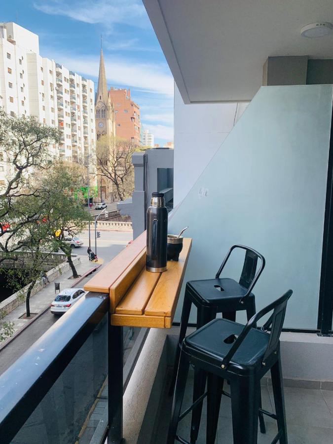 - Canada Apartment *